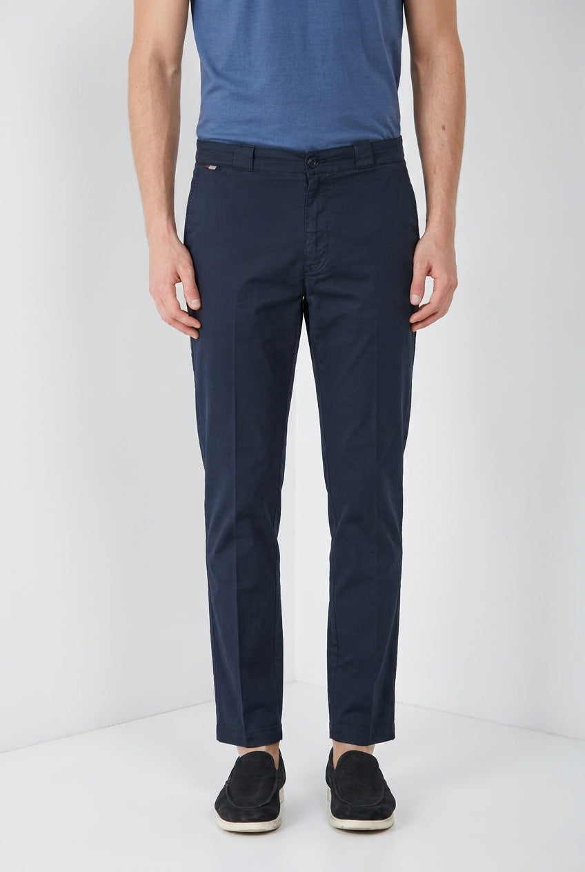 Madison M74 Hose Chino Herren aus leicht Stretch Twill carrot fit