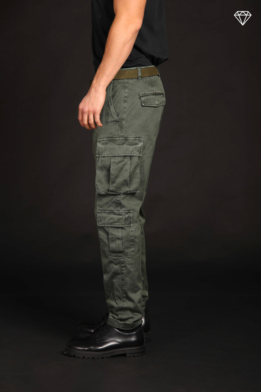 Bahamas Herren-Cargohose aus Baumwolle mit mikrogemustertem Resca-Logo Limited Edition relaxed Fit ①.