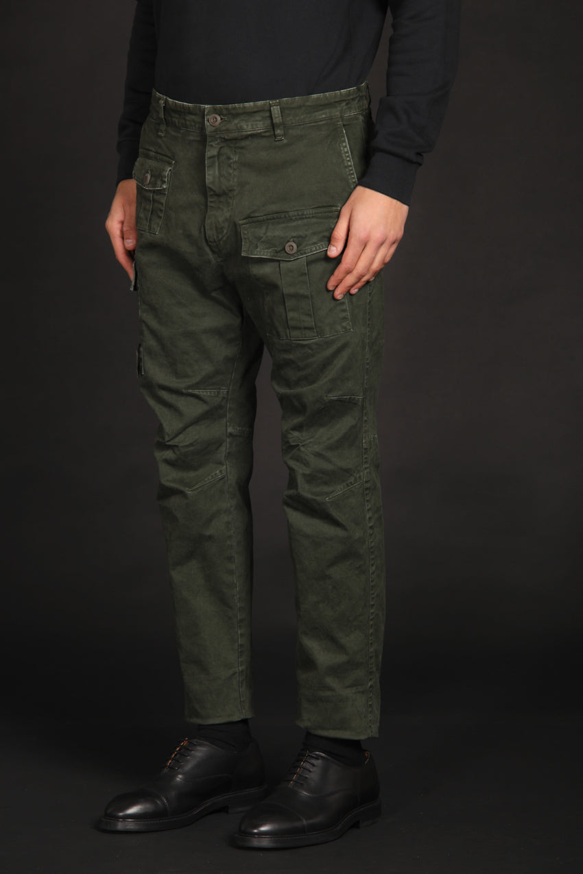 immagine 2 di pantalone cargo uomo modello George Coolpocket in verde carrot fit di Mason's