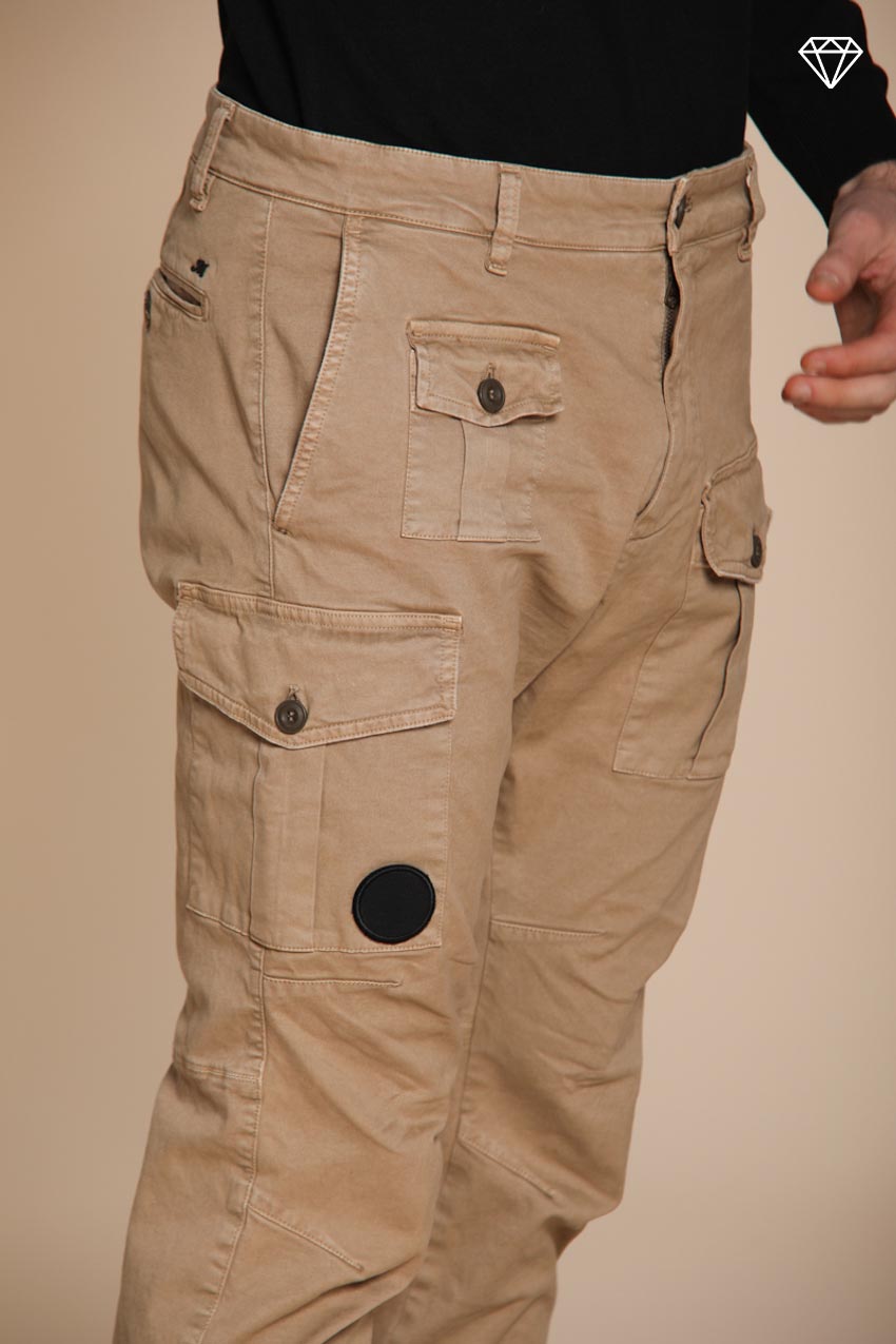 George Coolpocket Herren-Cargohose aus Gabardine logo edition carrot fit ①