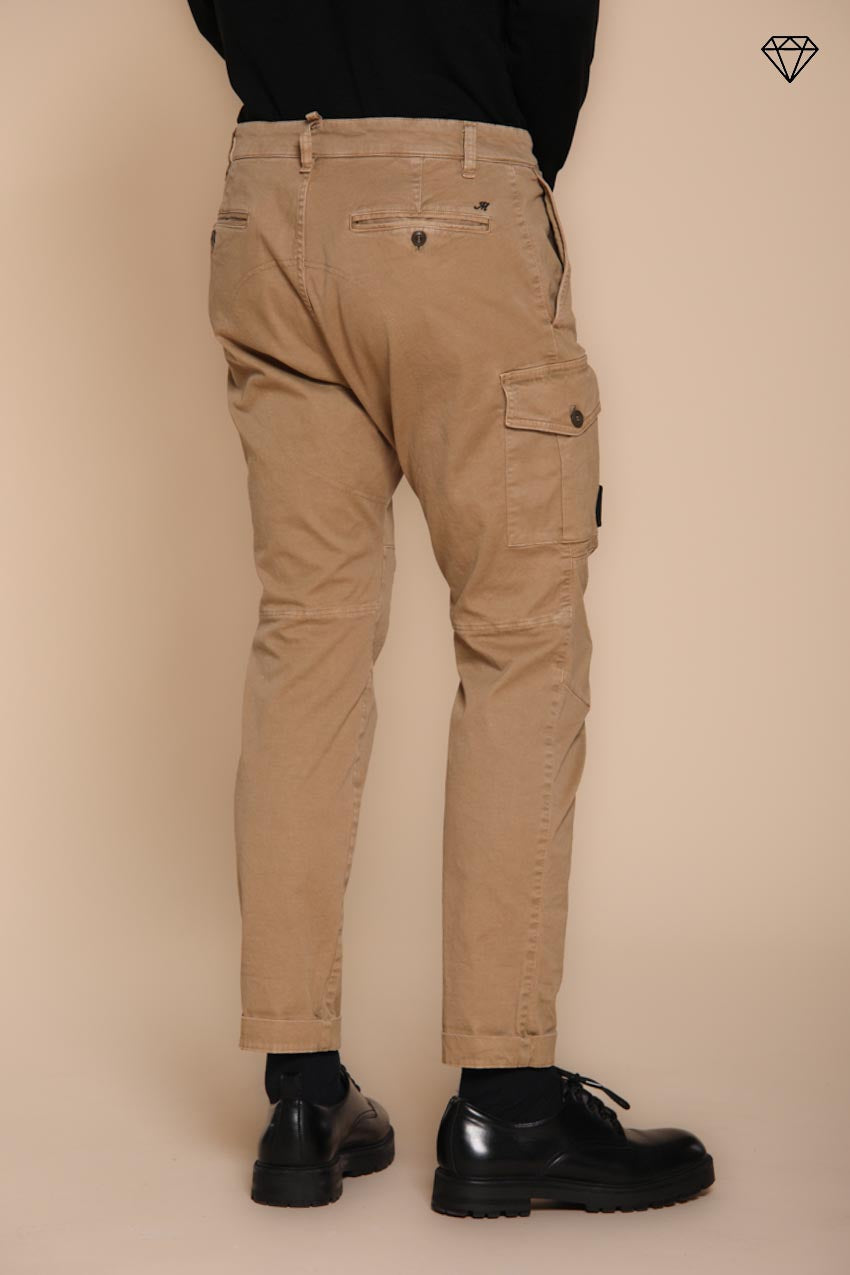 George Coolpocket Herren-Cargohose aus Gabardine logo edition carrot fit ①