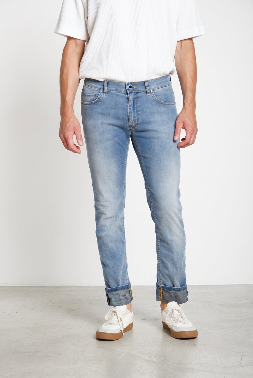 Harris men's 5-pocket pants in light wash denim Hawaii print slim fit