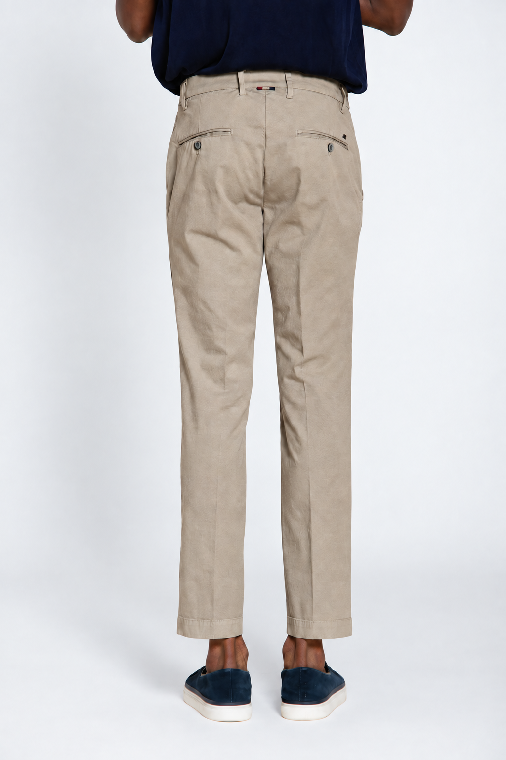 Milano pantalon chino homme en gabardine stretch extra slim fit ①