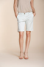 New York bermuda chino femme en satin stretch slim fit