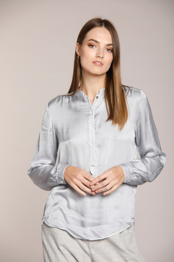 Image 5 of a women's viscose shirt, light gray color, Margherita Shirt model by Mason's