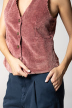 Ellen women’s gilet in wide-wale corduroy