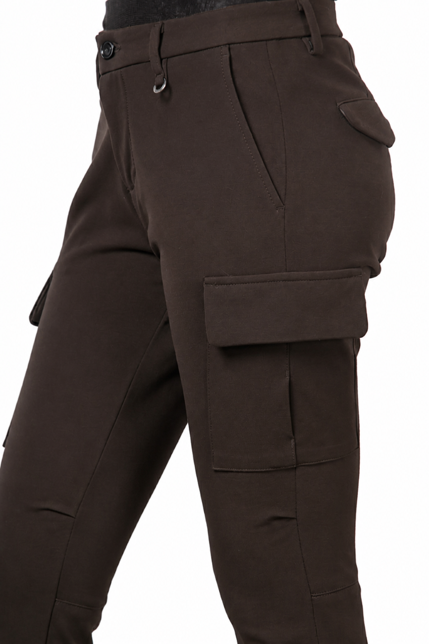 Chile City women’s cargo pants in technical jersey with slim fit

