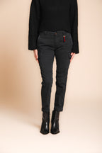 Chile City pantalon cargo femme en satin slim fit