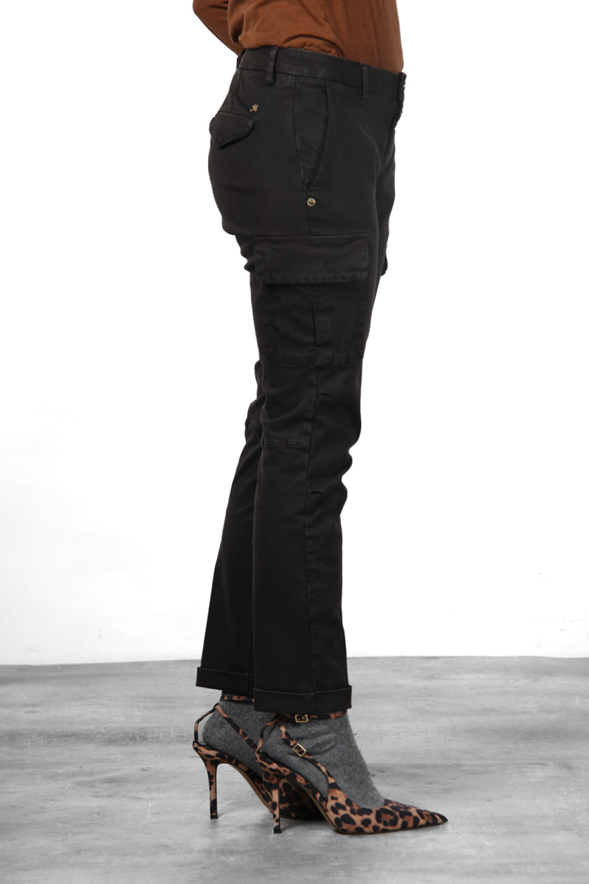 Chile City women’s cargo pants in satin with slim fit