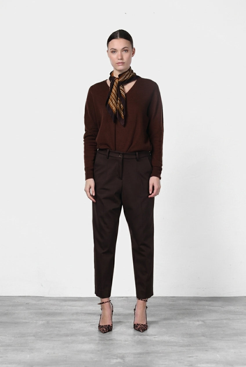 New York O Shape women’s chino pants in technical jersey with carrot fit