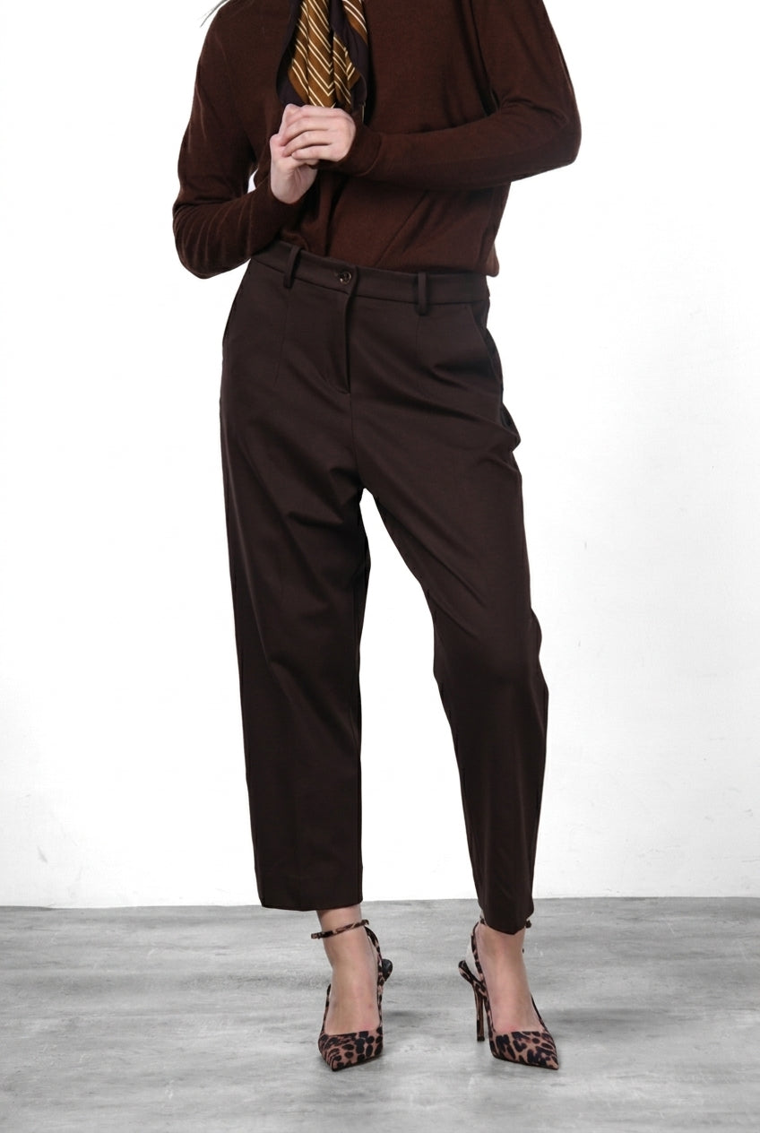 New York O Shape women’s chino pants in technical jersey with carrot fit