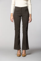 Milano Flare pantalone chino donna in raso slim fit