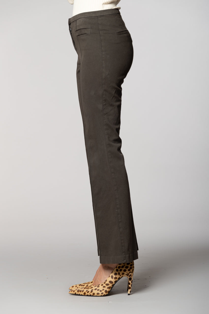 Milano Flare Damen-Chinohose aus Satin Slim Fit