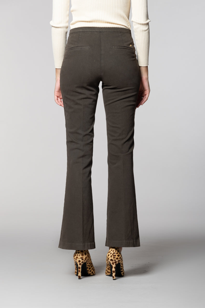Milano Flare pantalone chino donna in raso slim fit