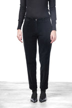 New York Carrot women’s chino trousers in smooth velvet, carrot fit ①