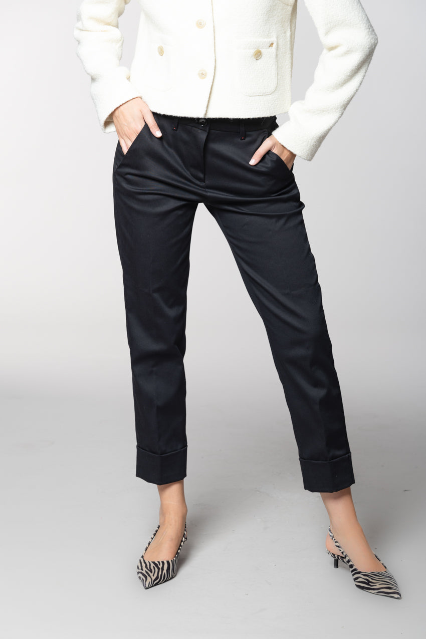 New York Carrot Damen-Chinohose aus Gabardine Carrot Fit
