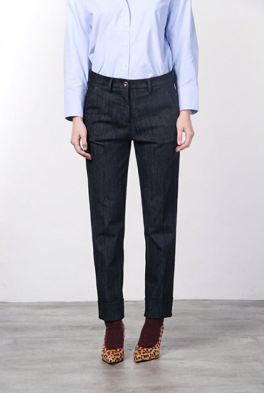 New York Carrot women’s chino trousers in stretch denim, carrot fit ①