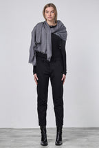 New York Carrot women’s chino pants in technical jersey with carrot fit ①