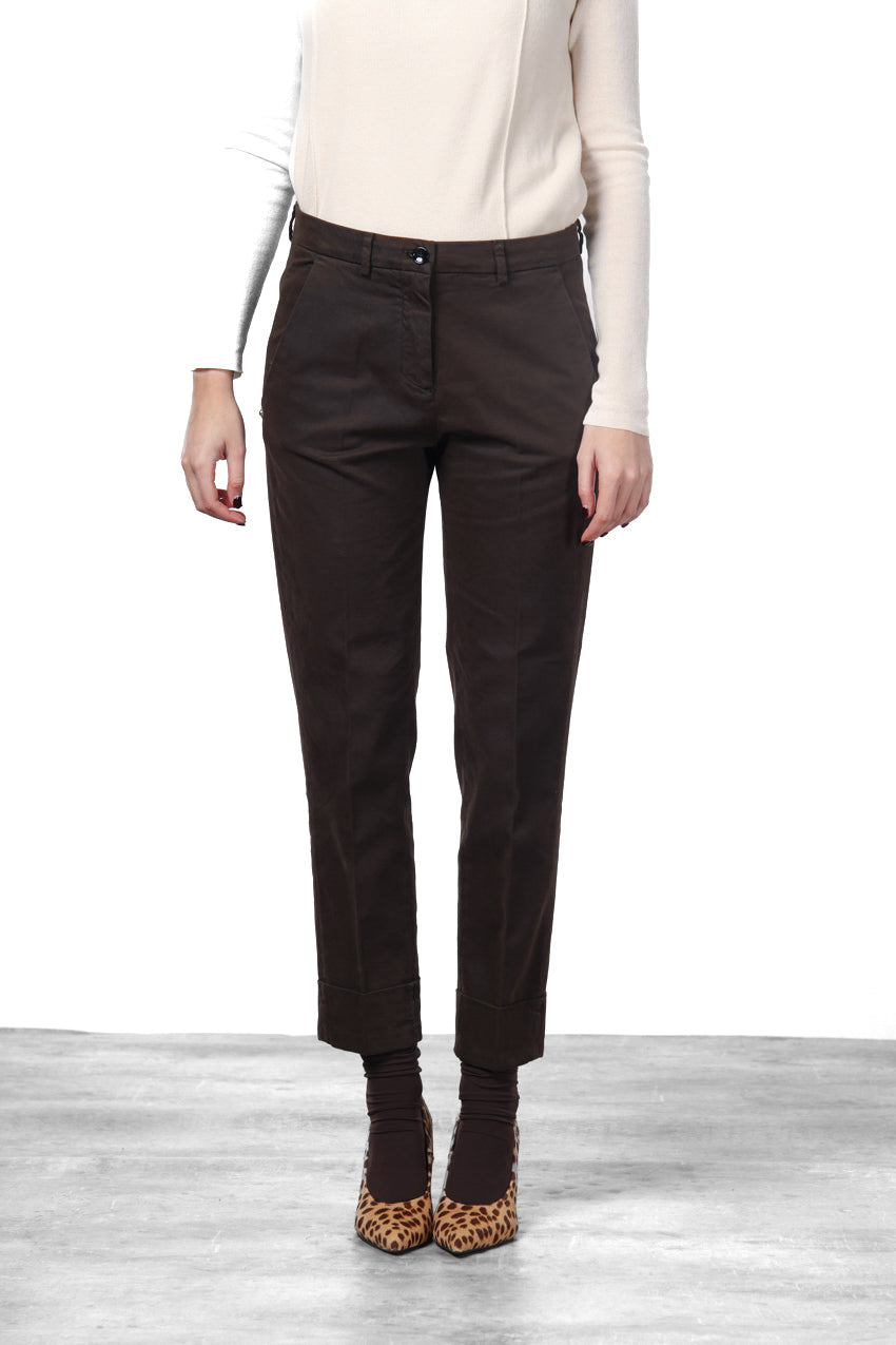 New York Carrot women’s chino trousers in satin with carrot fit ①