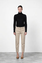 New York Carrot women’s chino pants in satin with carrot fit ①