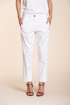 New York Carrot Hose Chino Damen aus Stretch-Satin carrot fit ①