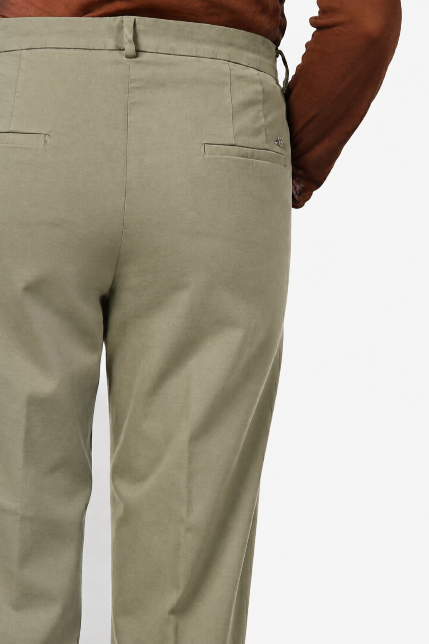 New York Carrot Chinohose für Damen aus Baumwoll- und Wollgabardine mit carrot fit ①