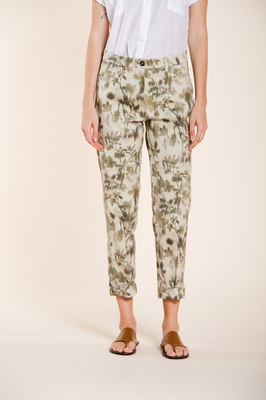 Marlene pantalon chino femme en gabardine imprimé feuilles carrot fit