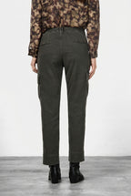Marlene Cargo pantalone cargo donna in gabardina carrot fit