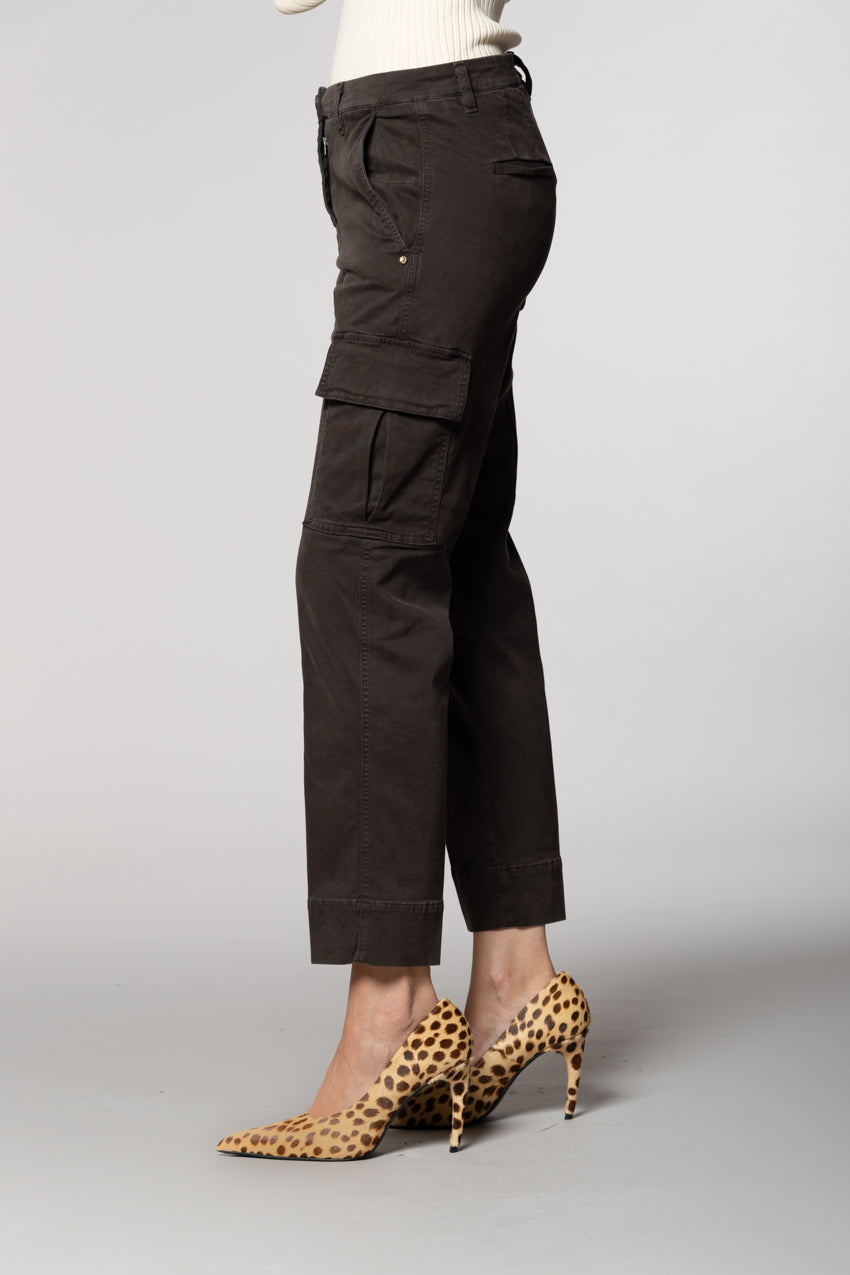 Marlene Cargo women’s cargo trousers in gabardine carrot fit