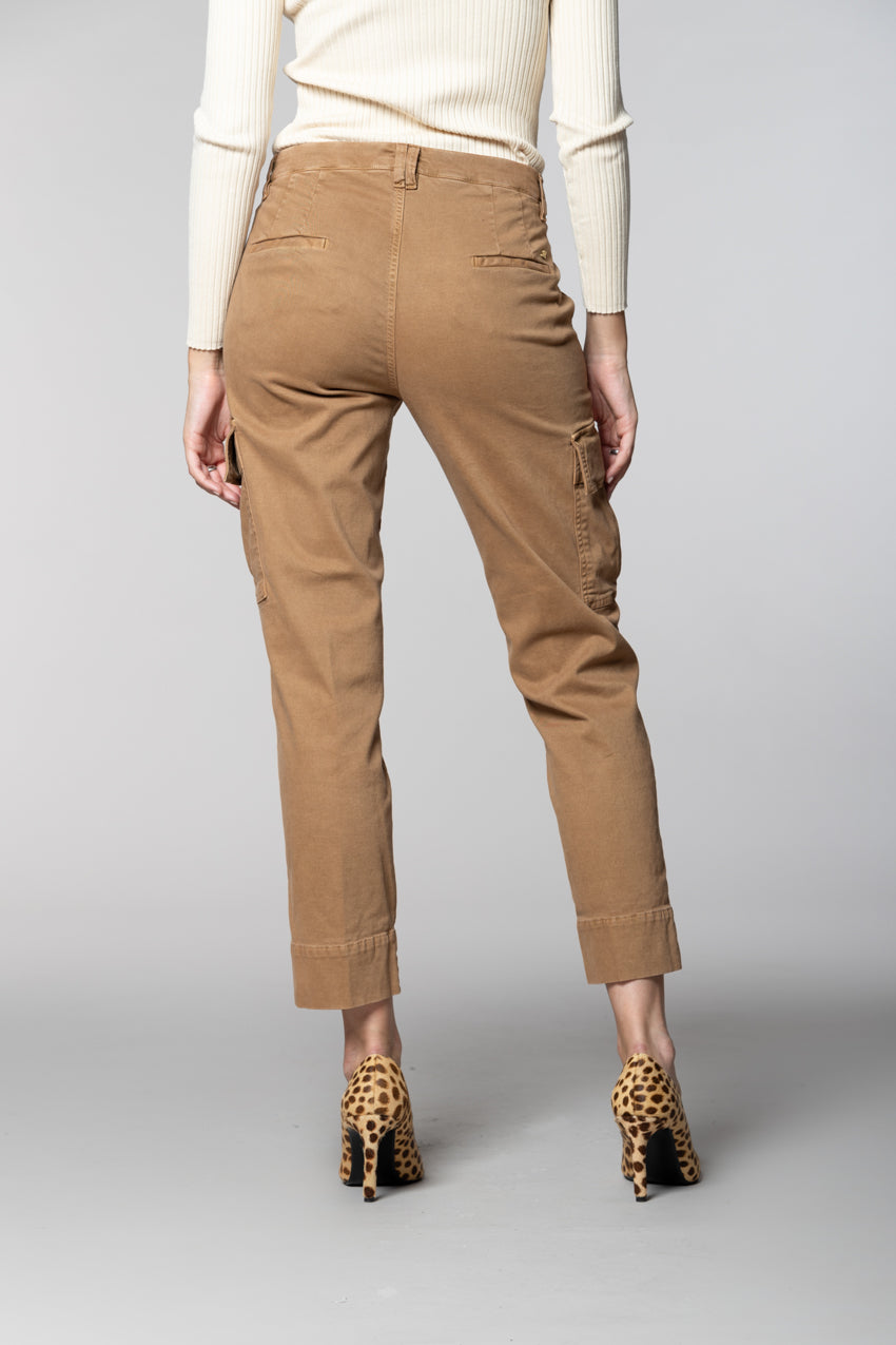 Marlene Cargo pantalon cargo femme en gabardine carrot fit