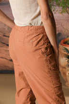 Fatique Jogger pantalone cargo jogger donna in tela paracadute misto tencel e cotone carrot fit