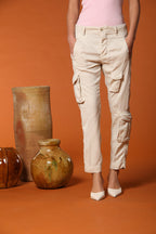 Asia Snake Damen Cargo-Hose in Modal Relaxed Fit