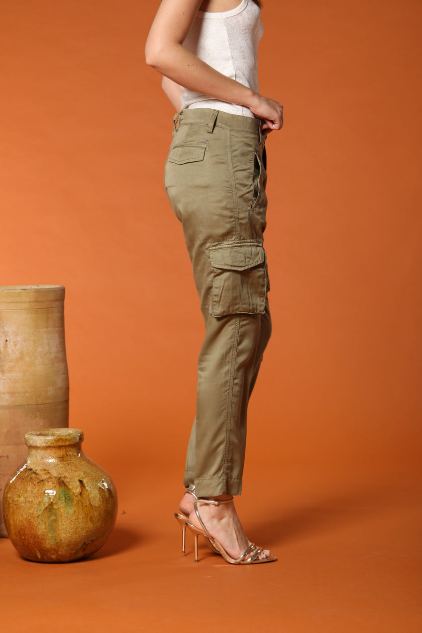 Asia Snake Damen Cargo-Hose in Modal Relaxed Fit