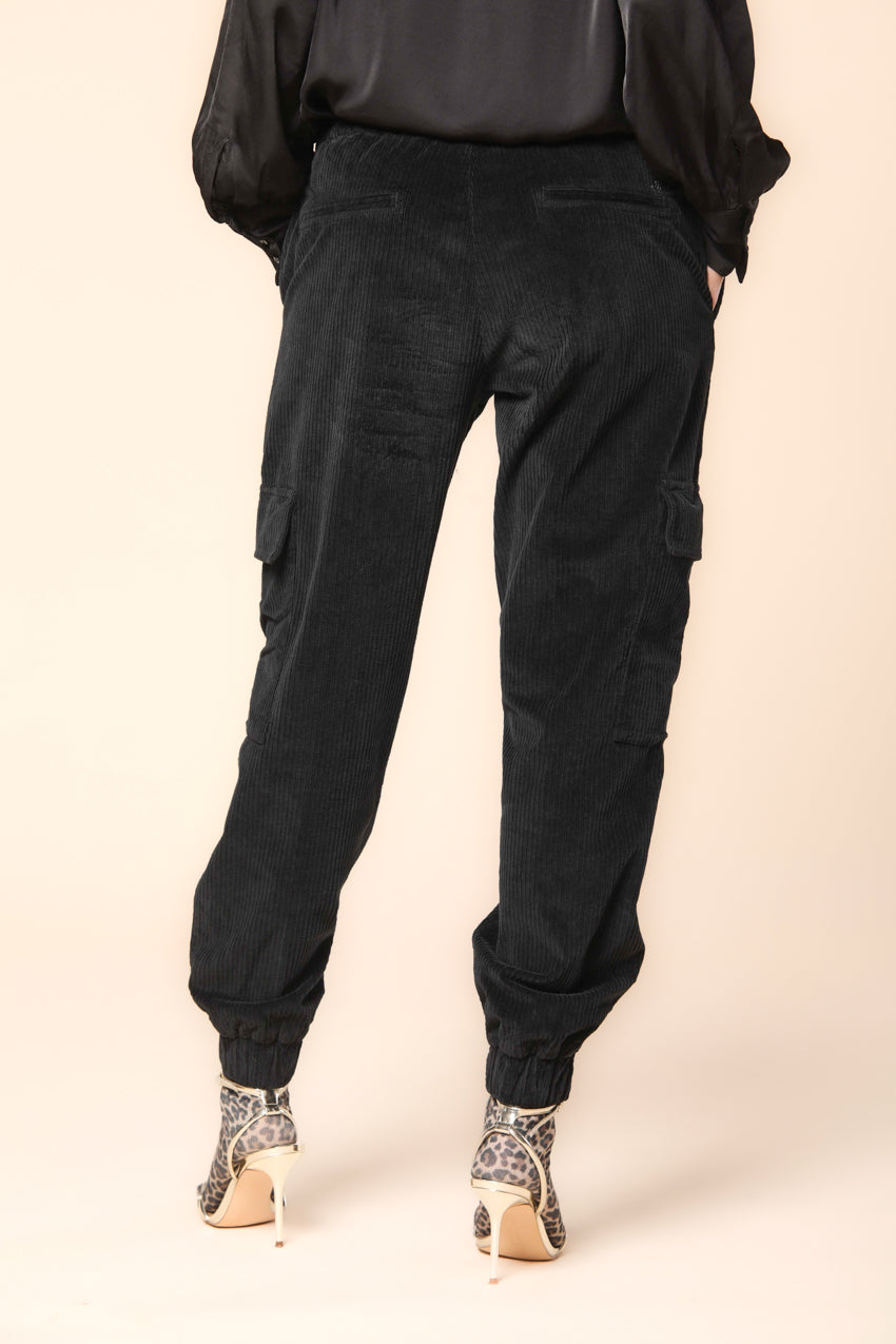 Easy Cargo women's cargo pants in velvet relaxed fit