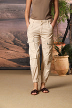Evita Cargo Damen Hose in Gabardine Relaxed Fit
