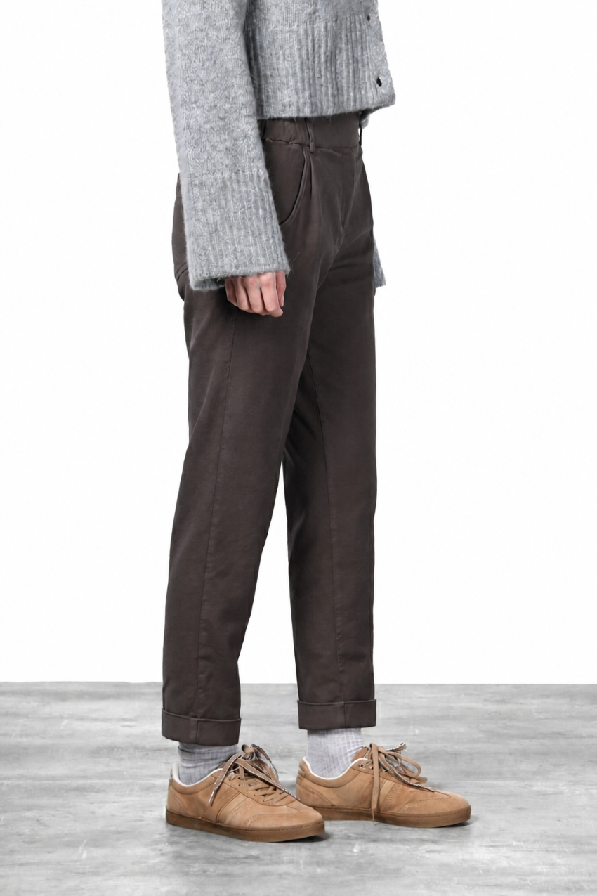 New York Jogger women’s chino pants in stretch twill with relaxed fit