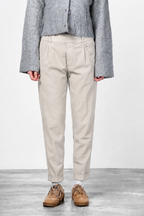 New York Jogger women’s chino pants in stretch twill with relaxed fit