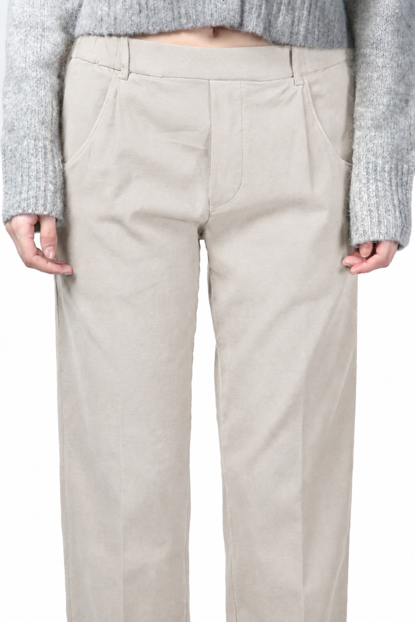 New York Jogger women’s chino pants in stretch twill with relaxed fit