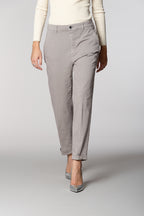 New York Cozy pantalone chino donna in gabardina carrot  fit
