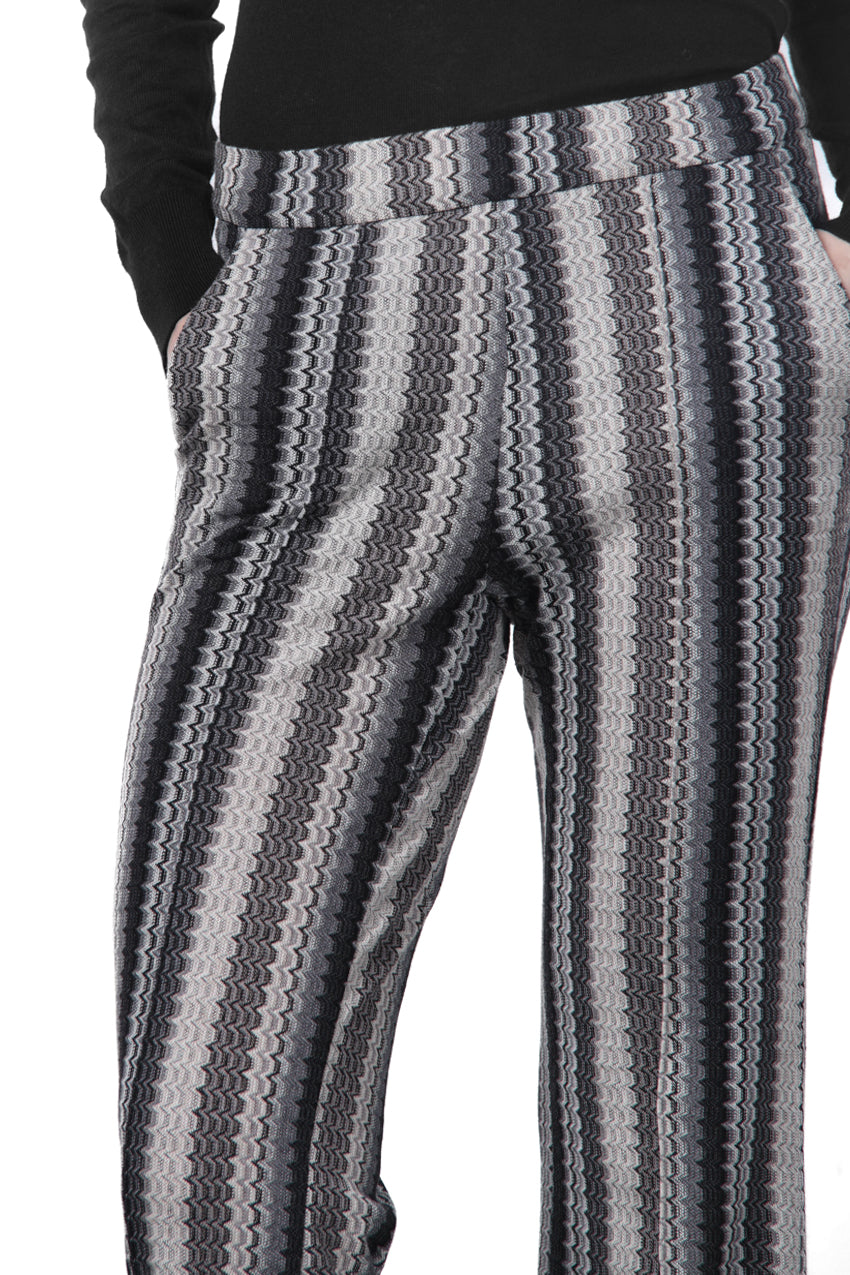 Easy Straight women’s chino pants in jacquard with straight fit