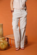 Victoria Pantalon Cargo femme en Gabardine straight fit