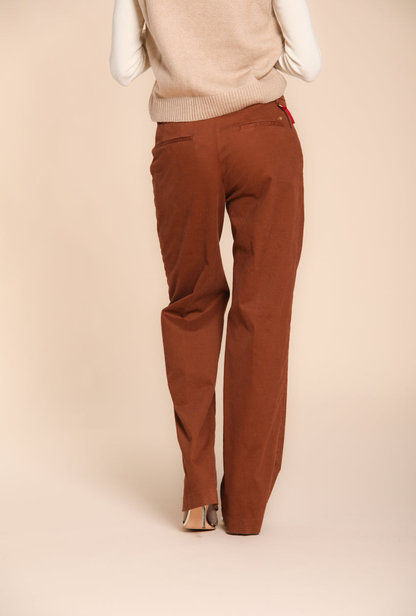 Foto 5 New York Straight pantalone chino donna in gabardina straight fit