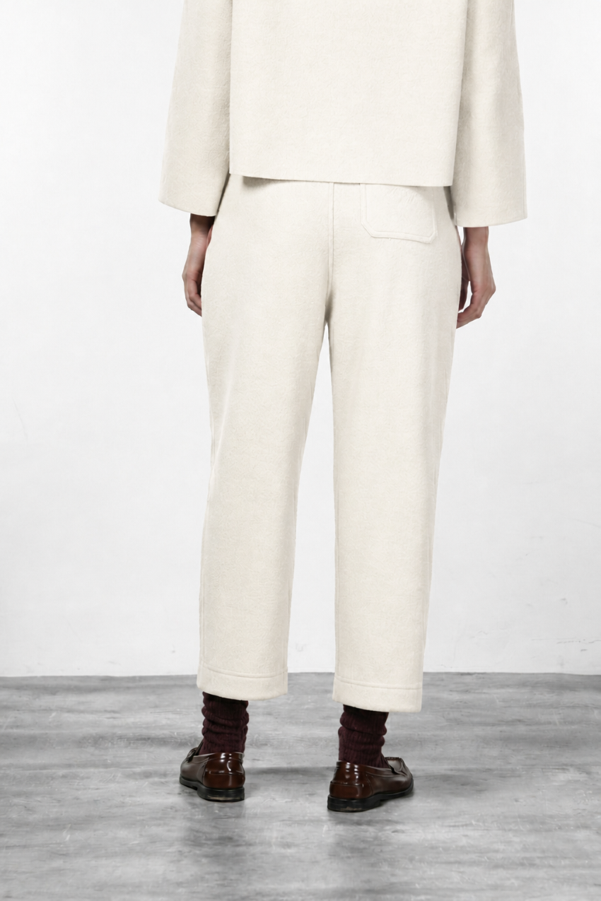 Balloon women’s chino pants in wool cloth with balloon fit