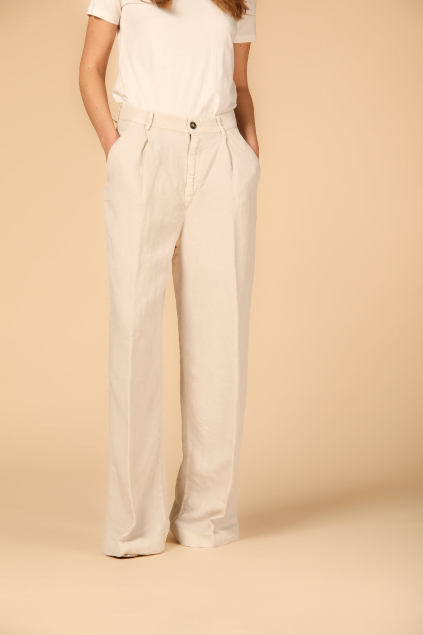 Image 1 of women's chino pants, Ny Wide Pinces model, in stucco with a straight fit by Mason's