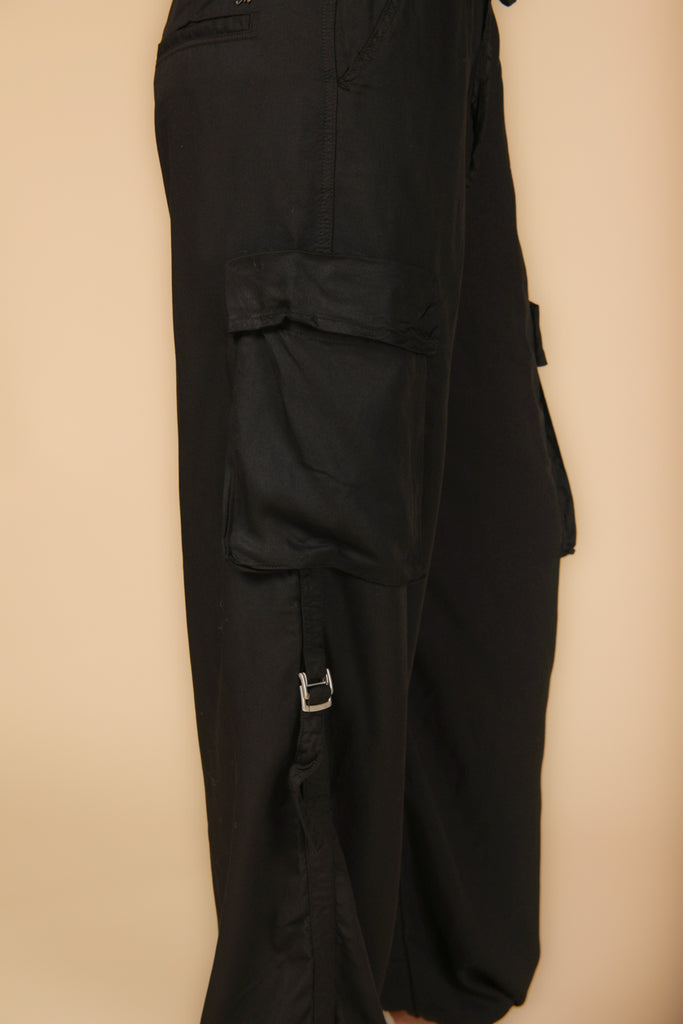 Image 3 of women's cargo jogger pants, Francis model, in black with a relaxed fit by Mason's