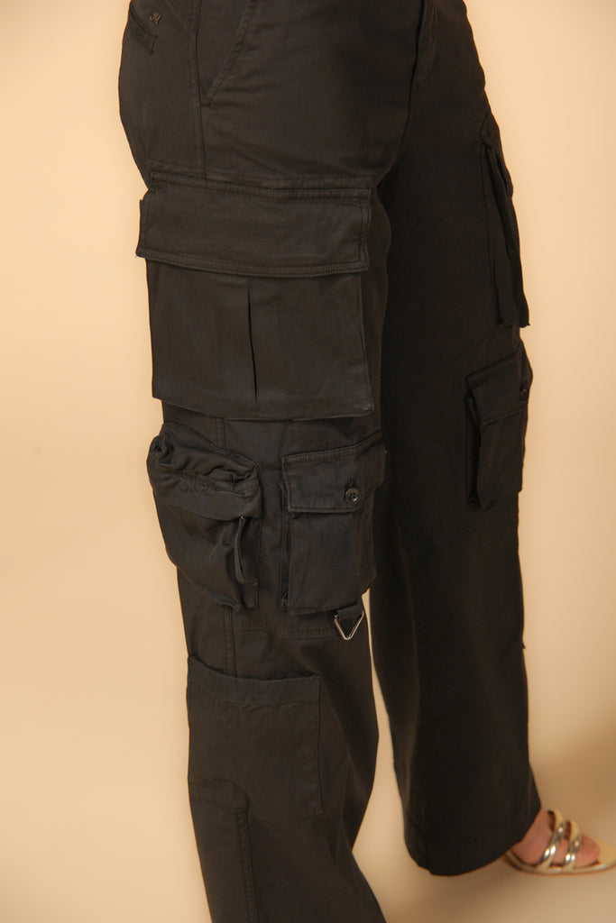 Image 4 of women's cargo pants, New Hunter model, in black with a relaxed fit by Mason's