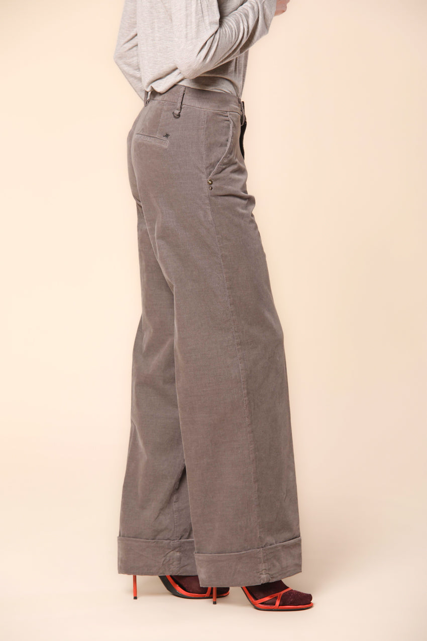 New York Studio pantalone chino donna in velluto 1000 righe relaxed fit