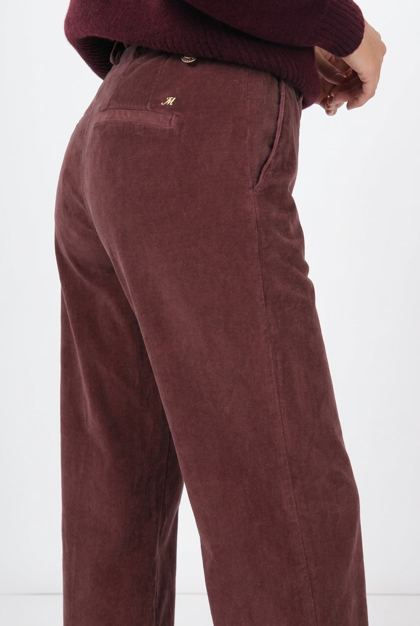 New York Studio women’s chino trousers in smooth velvet, straight fit
