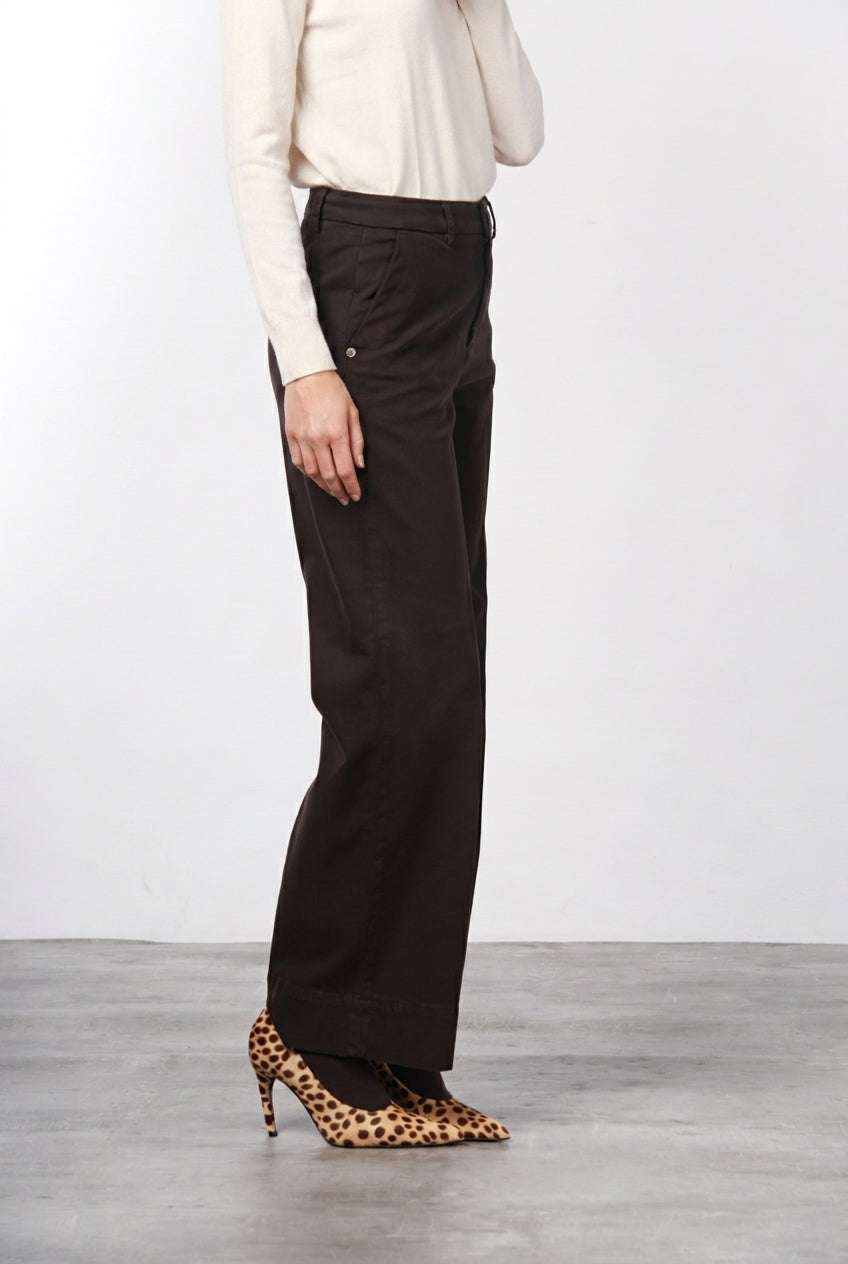 New York Studio women’s chino trousers in satin, straight fit