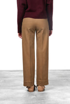 New York Studio women’s chino pants in satin with straight fit